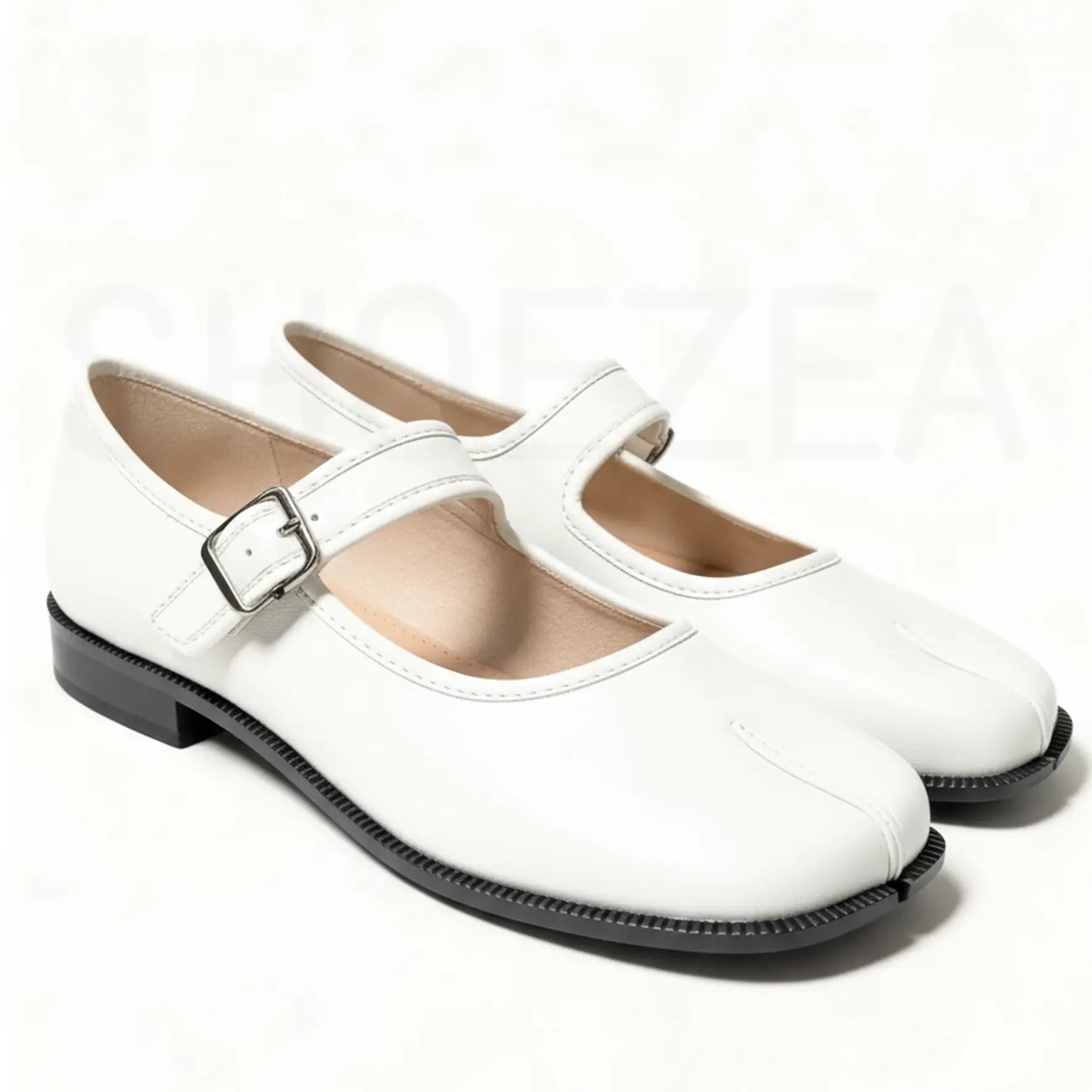 Split-toe Mary Jane shoes for women