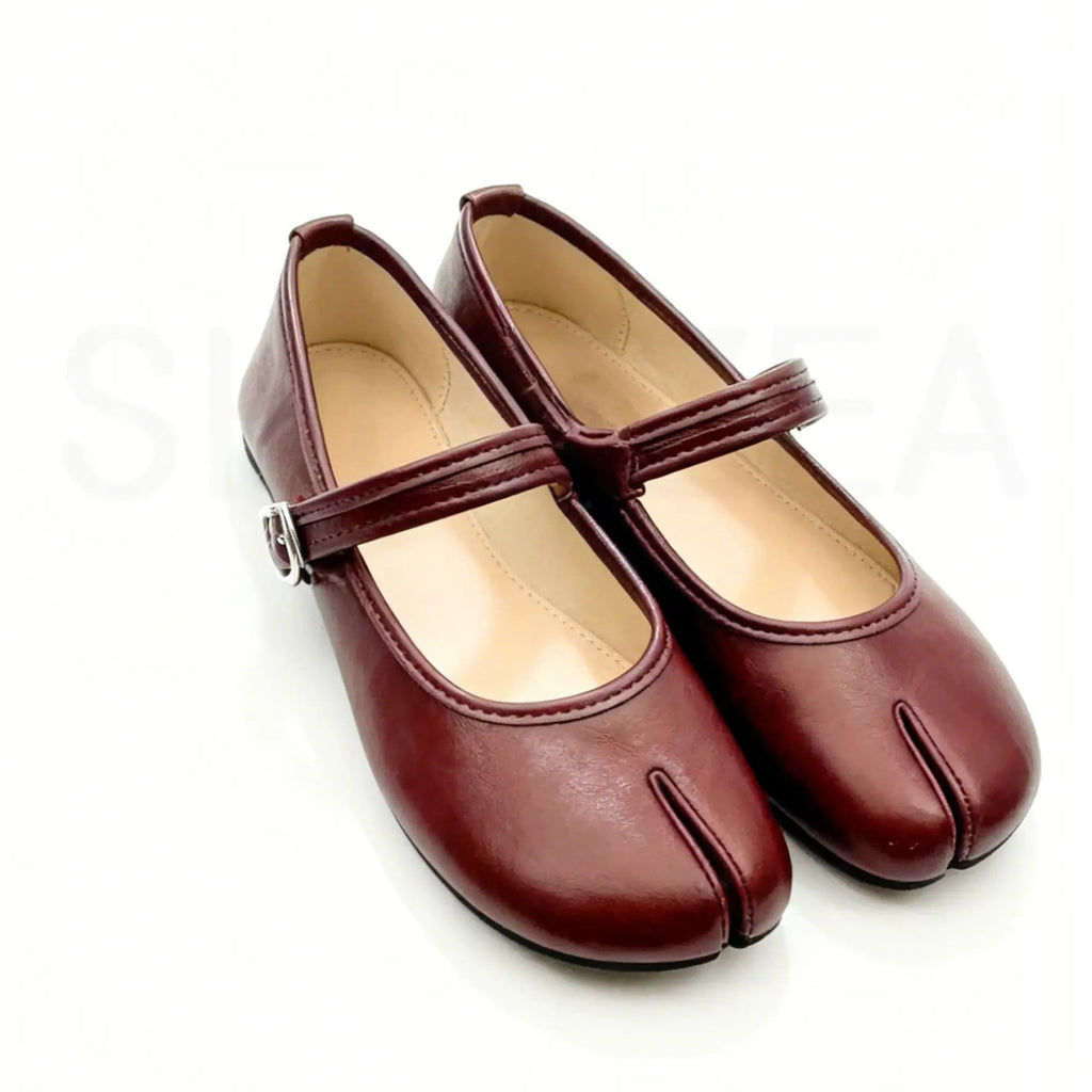 Split-toe round-toe flat shoes